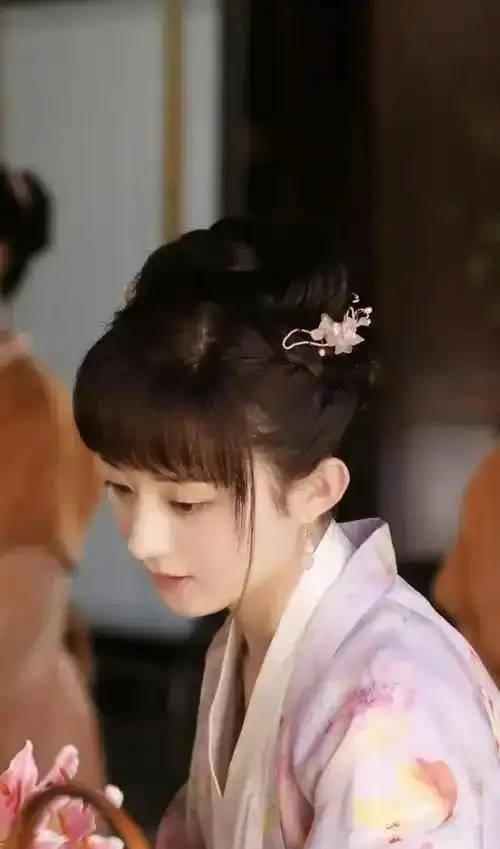 从小透明逆袭成为一线大牌演员,12年用作品来证明自己