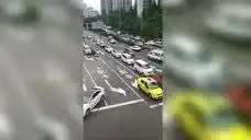 头文字d漂移排水渠过弯ae86只能上山,却不能下夏树