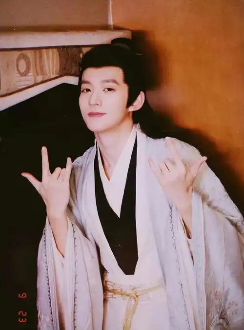 邓为首部男主剧期待邓为饰演的苏易水