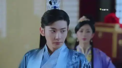 双世宠妃墨奕怀直接占了流觞一个大便宜,让皇上以为他是功臣