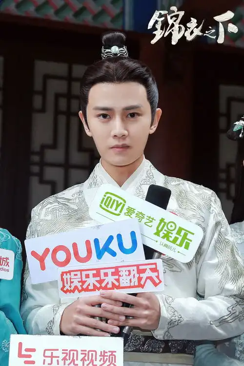 大家期待已久的作品终于要开播了,谭松韵的古装颜值不低啊
