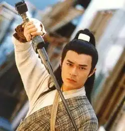 古天乐首次拿影帝温碧霞晒两人旧照祝贺,网友这部是什么戏