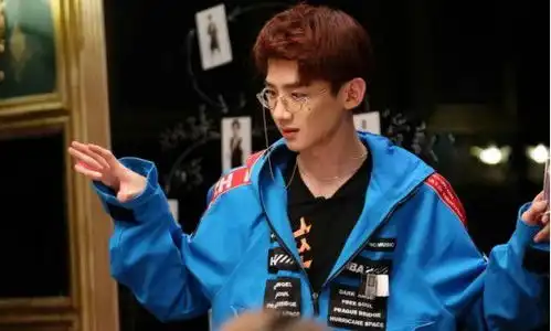 综艺明星大侦探,何老师那个推坑,指向太明显了