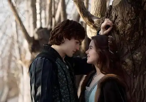 嫁给一个有钱人,真的会比嫁给一个爱你的男人更幸福吗或许是的
