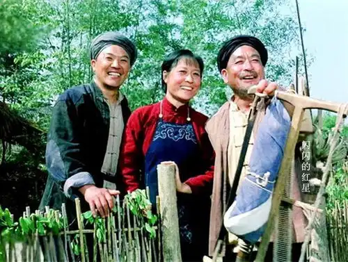 闪闪的红星上映47周年,如今刘江高保成离世,健在演员今昔照
