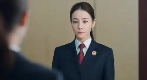 要转型成功了公诉精英发布海报和预告,迪丽热巴表现引关注
