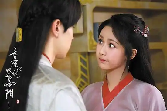 香蜜中,水神王仁君跟锦觅杨紫不是父女,居然是师兄妹
