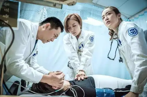 甄嬛传导演推新作急诊科医生,医院也玩宫斗腹黑