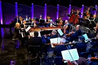 周传基电影课走向真正的电影
