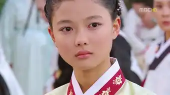 拥抱太阳的月亮剧照
