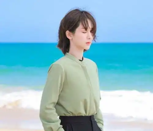 青簪行恐无法上映杨紫曾说在进组前,就背完了大部分案子的台词
