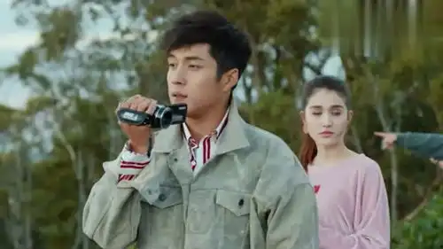 极速青春路杰和天野真默契,台词都一样,笑死人了