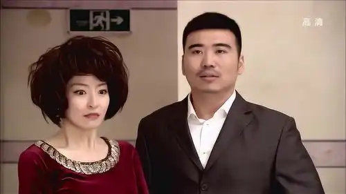 我家有喜冷芙蓉在康城毕业后,就嫁给孔四海
