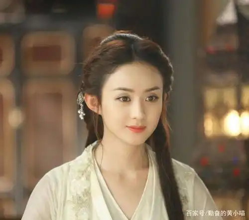 刘雪华年轻时的照片美得令人窒息,比现在的赵丽颖,杨颖还要美
