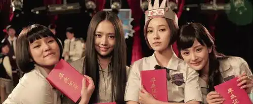 自古烂片出神曲,周深听了都说对
