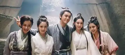 新倚天屠龙记从4.9分涨到5.6分,也无法掩盖两大败笔一处硬伤
