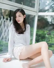 窈窕淑女眉黛一尘不染,笑容沁人心脾