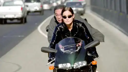 黑客帝国2客串却成了主角,莫妮卡贝鲁奇的魅力,无可抵挡