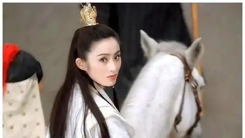 新倚天屠龙记定妆照流出,赵敏让人惊艳,男主是熟悉的他
