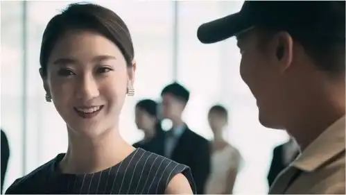 黄金兄弟单身的都来学学,小伙实力泡妞,长得好看不用排队
