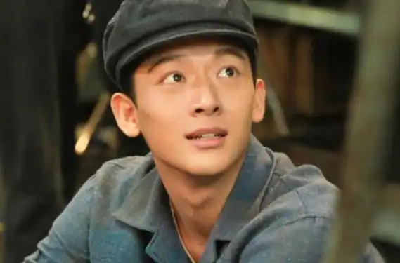 乔家的儿女二强比陈俊良可靠,小茉为何要背叛他跟钱无关