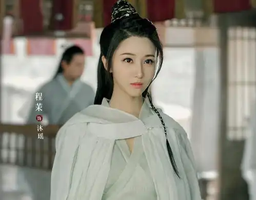 和徐艺洋参加过同档选秀,还演过延禧,新剧搭杨超越演反派