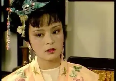 宝钗搬离大观园,探春说早晚有人撵,不如我来撵是指谁