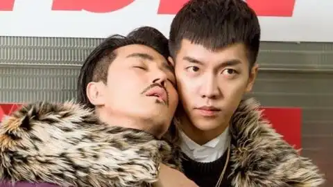 e68魔王看见女主魔性发,和男主上演电梯基情
