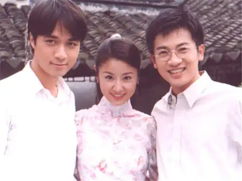 情深深雨蒙蒙翻拍来袭看到男主后网友哀求换掉赵丽颖
