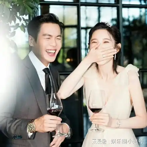 唐艺昕甜称小张为张若昀新剧宣传,网友小夫妻太甜了