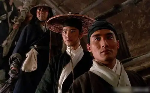 黑社会威胁导演林青霞被哄骗,你所不知道的新龙门客栈