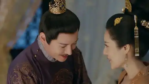 长安诺贺兰芸琪怀孕要为萧承睿填充后宫,他惦记着你妹妹呢