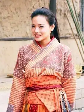 黎明为何狠心抛弃舒淇,被前妻榨干7亿,娶二婚助理
