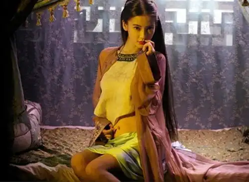 古人去一次青楼,要花多少银子换算成人民币,一般人真玩不起
