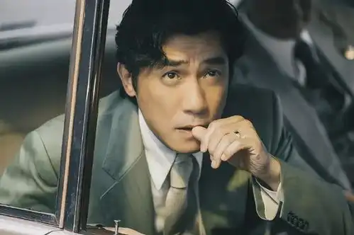 梁朝伟拿影帝惹众怒,林保怡黄子华台下脸色变了,王晶发文炮轰