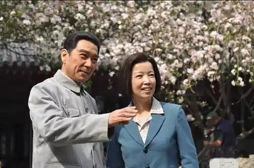 听天蚕海棠花语