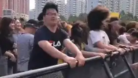 小岳岳系列岳云鹏柳岩骚气演绎天竺少女,场面太辣眼