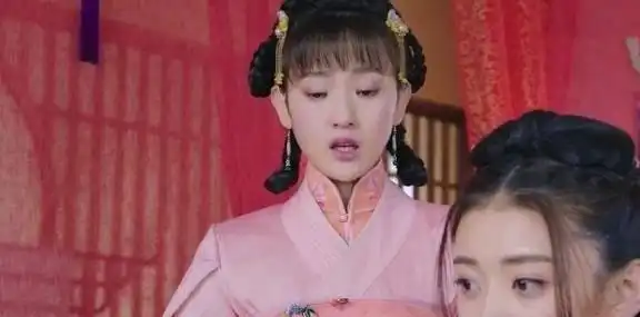 史上最成功的陪嫁丫鬟,小姐只能当妃子,她却逆风翻盘成为皇后