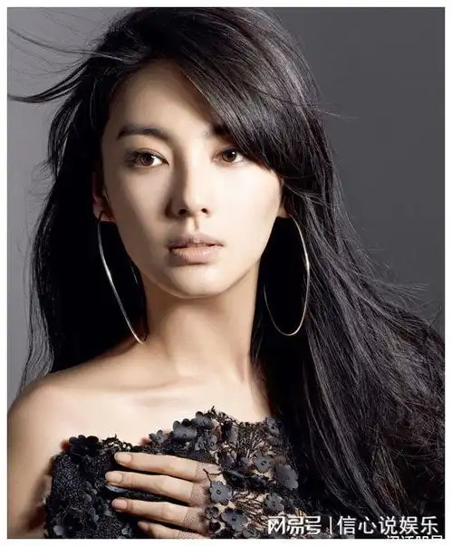 张雨绮,又换了个男朋友是个年龄更小的小鲜肉