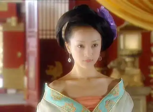 如懿传里周迅脸崩18年前的这部国民神剧早已定格了她的芳华
