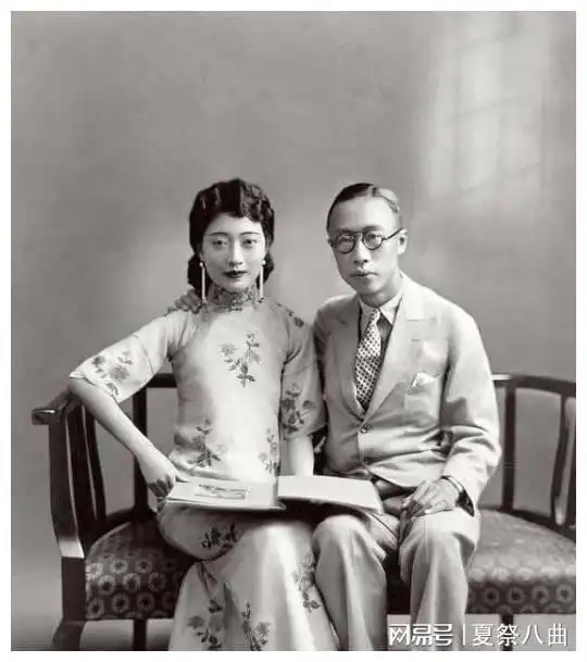 末代皇帝溥仪年轻照非常帅气,尽显帝王之气,皇后婉容确实漂亮
