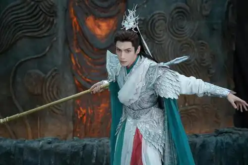 长月烬明近3年仙侠剧第一,全数据领先,优酷终于站起来了
