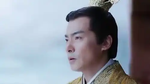 孤芳不自赏四人离开了,皇帝久久不能回神,皇后来得正好
