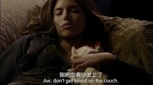 吸血鬼日记1吸血鬼达蒙把维姬咬死后带回家,维姬竟然没死