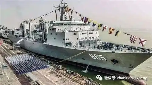 辽宁舰与奶妈首次会合,将有大动作
