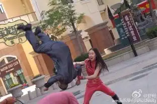 白小兔舒畅为何至今无人娶,看完这些尴尬的照片你就懂