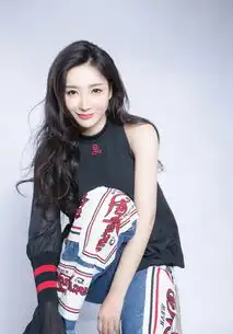 柳岩酷黑潮服写真