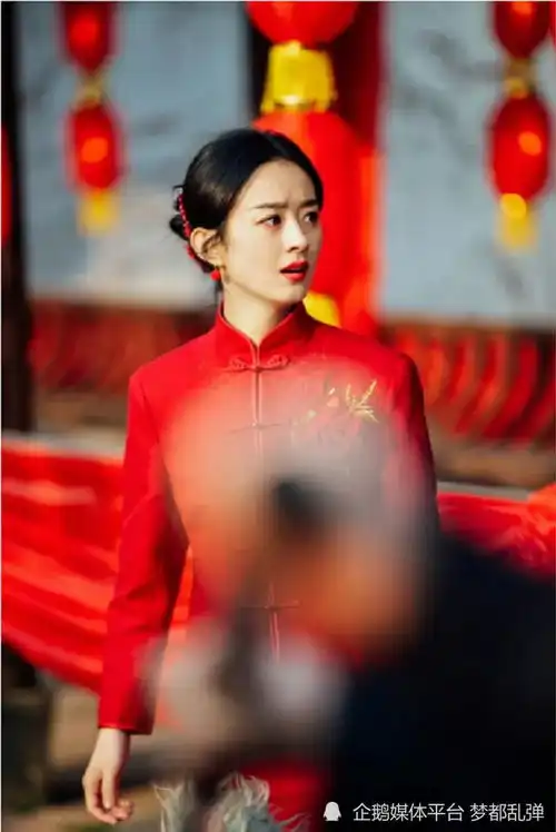 何幸福反击婚闹是正当防卫吗赵丽颖我姓何是即兴表演,太牵强
