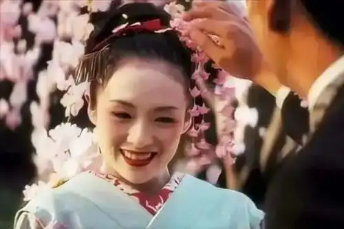 豪门大龄光棍21岁差点娶了章子怡,41岁和3大美女冠军缘分不浅
