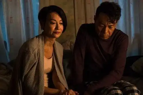 跨性别电影翠丝从此之后,我的身体一半是男人,一半是女人